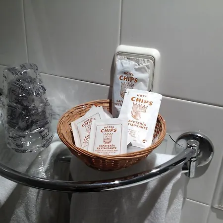 Hotel Hotel Chips